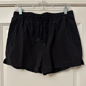 Outdoor Voices Doing Things 2.5" Shorts